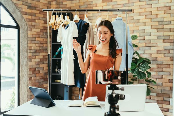 Ini 10 Ide Jualan Online yang Laku Setiap Hari, Wajib Dicoba!